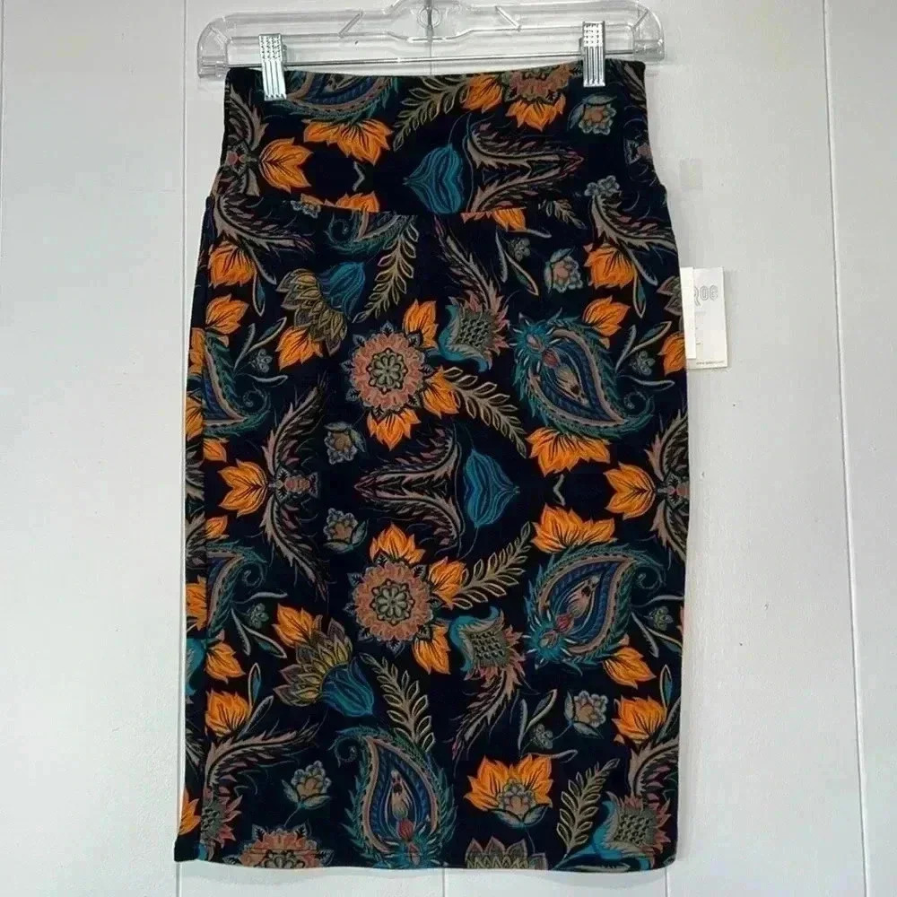 LulaRoe Cassie Pencil Mini Skirt NWT 11
